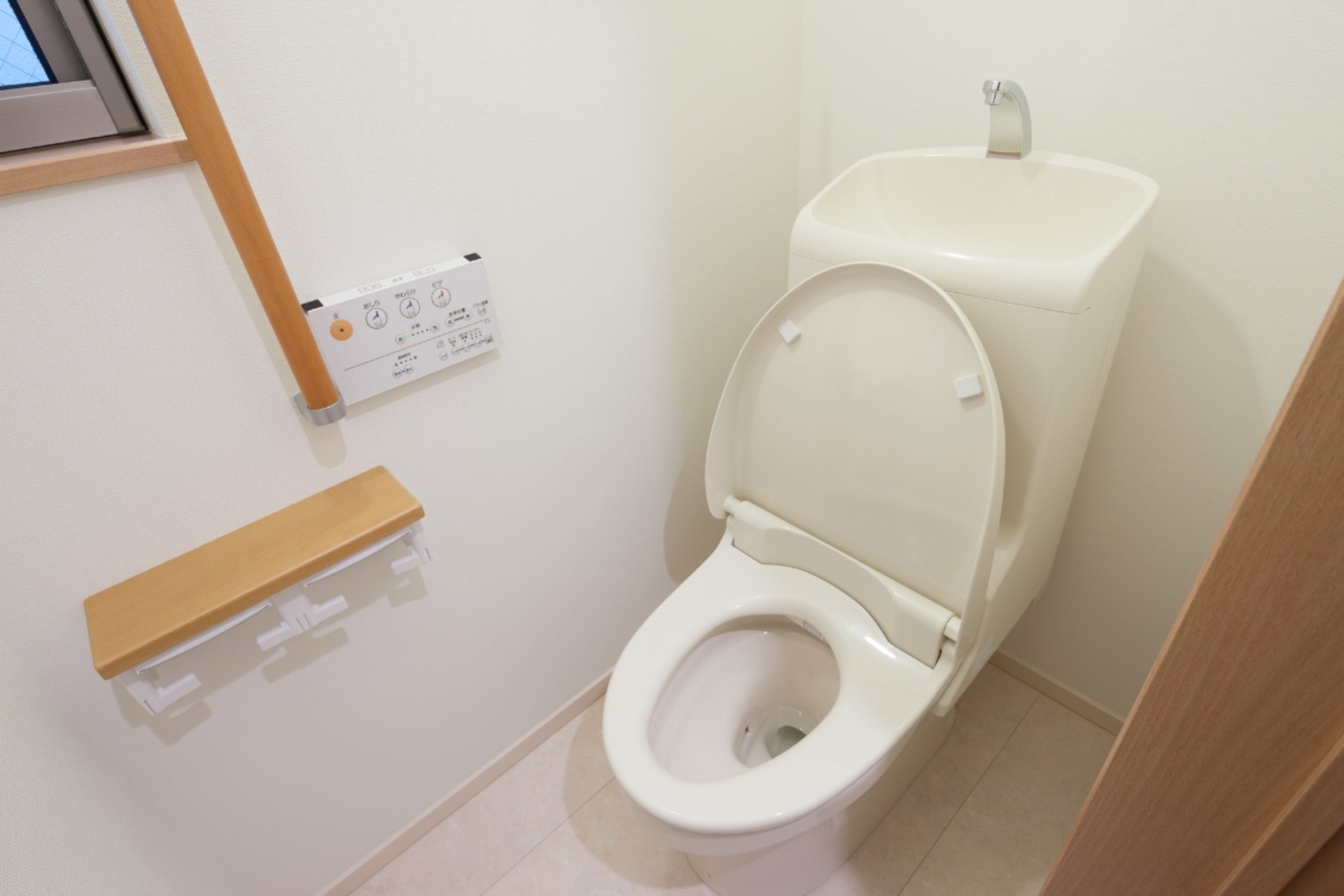 トイレの施工 | 埼玉県幸手市のリフォームならハッピーハンズ